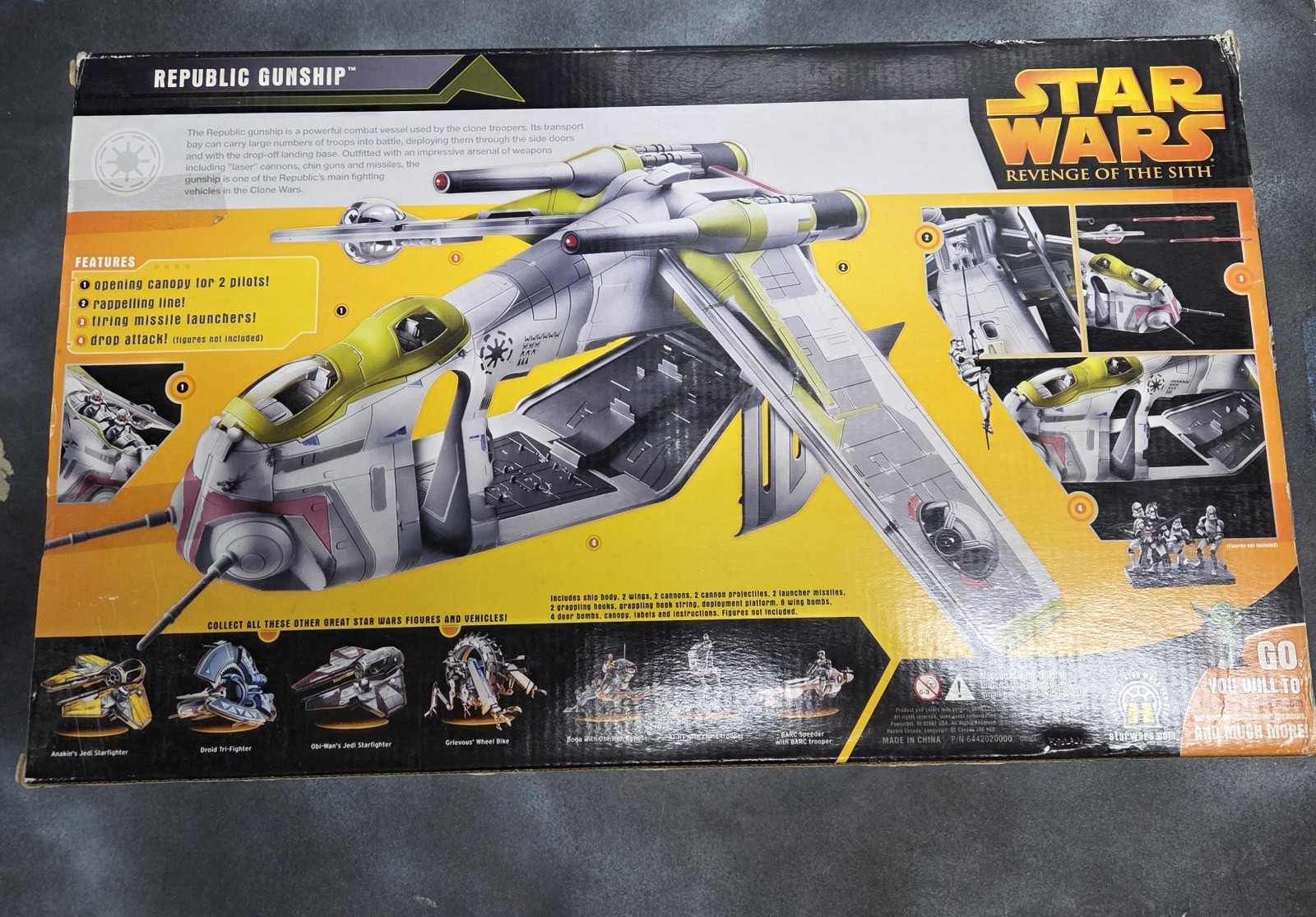 Star Wars Clone Wars ROTS Republic Gunship Hasbro 2005