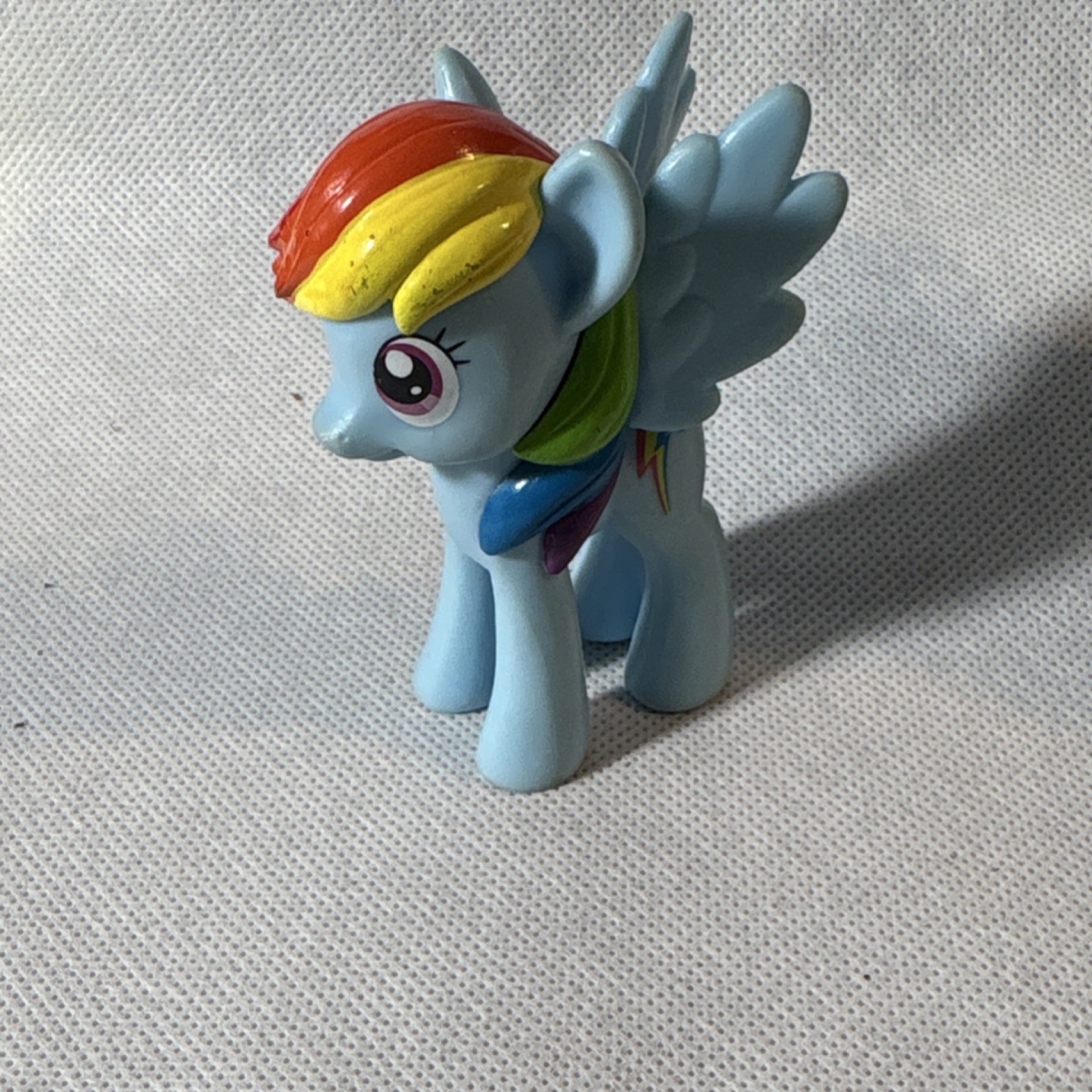 Hasbro My Little Pony Rainbow Dash Figurine Blue Plastic Less Than 5 Inch