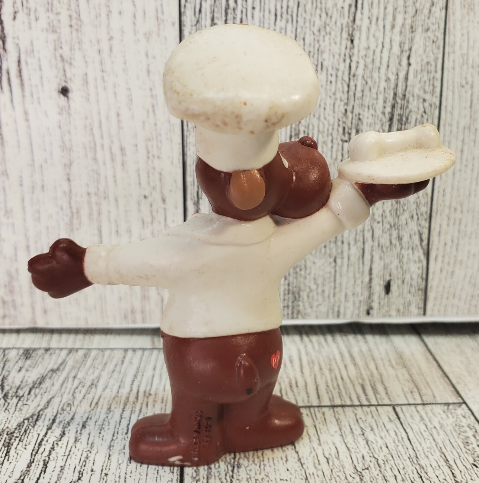 LT1 Vtg Pound Puppies Louie The Chef Baker Dog Plastic 2.75&Prime; Figure Cake Topper