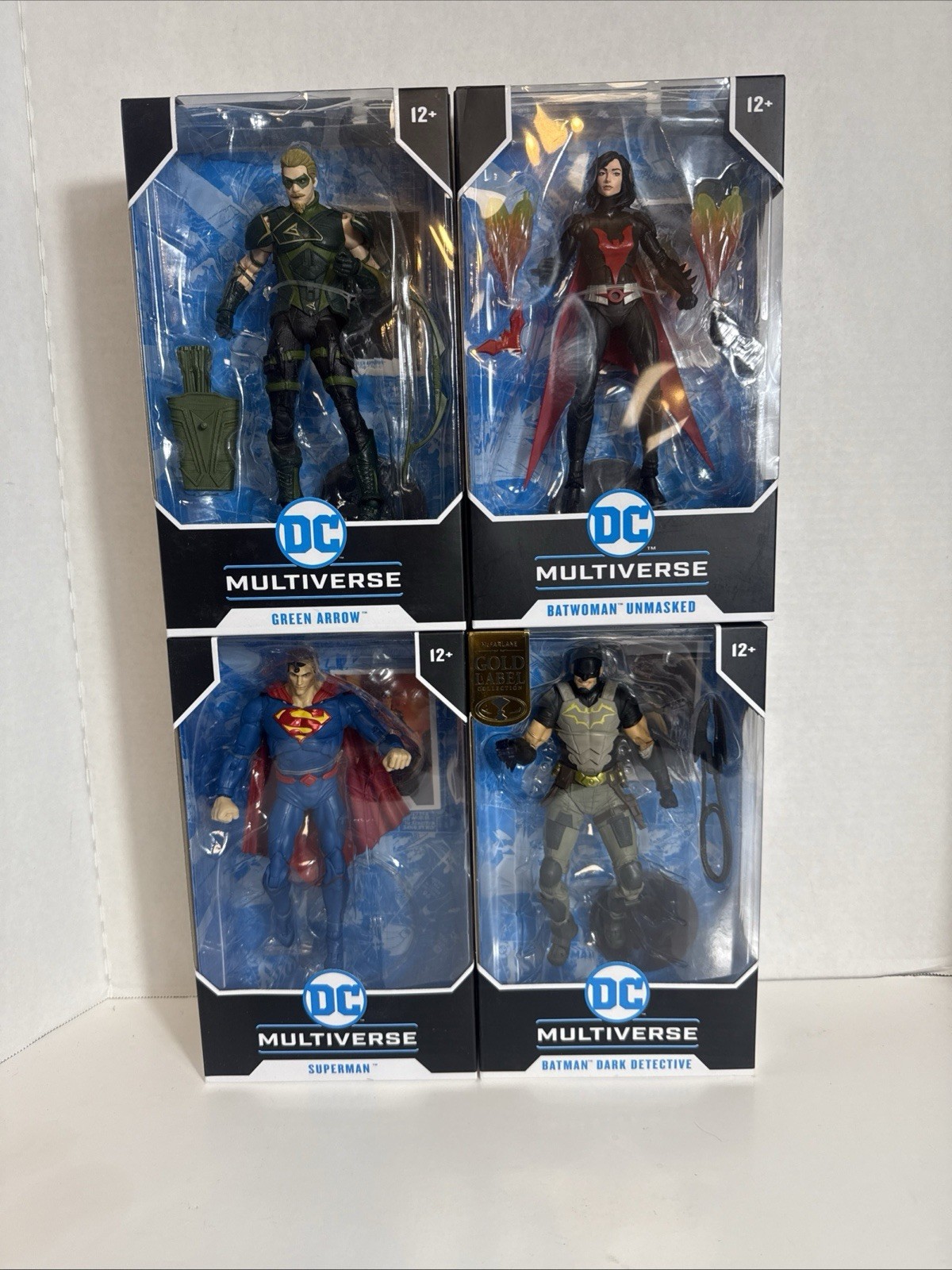 Lot Of 4 DC Multiverse Mcfarlane – Green Arrow, Bat Woman, Superman & Batman