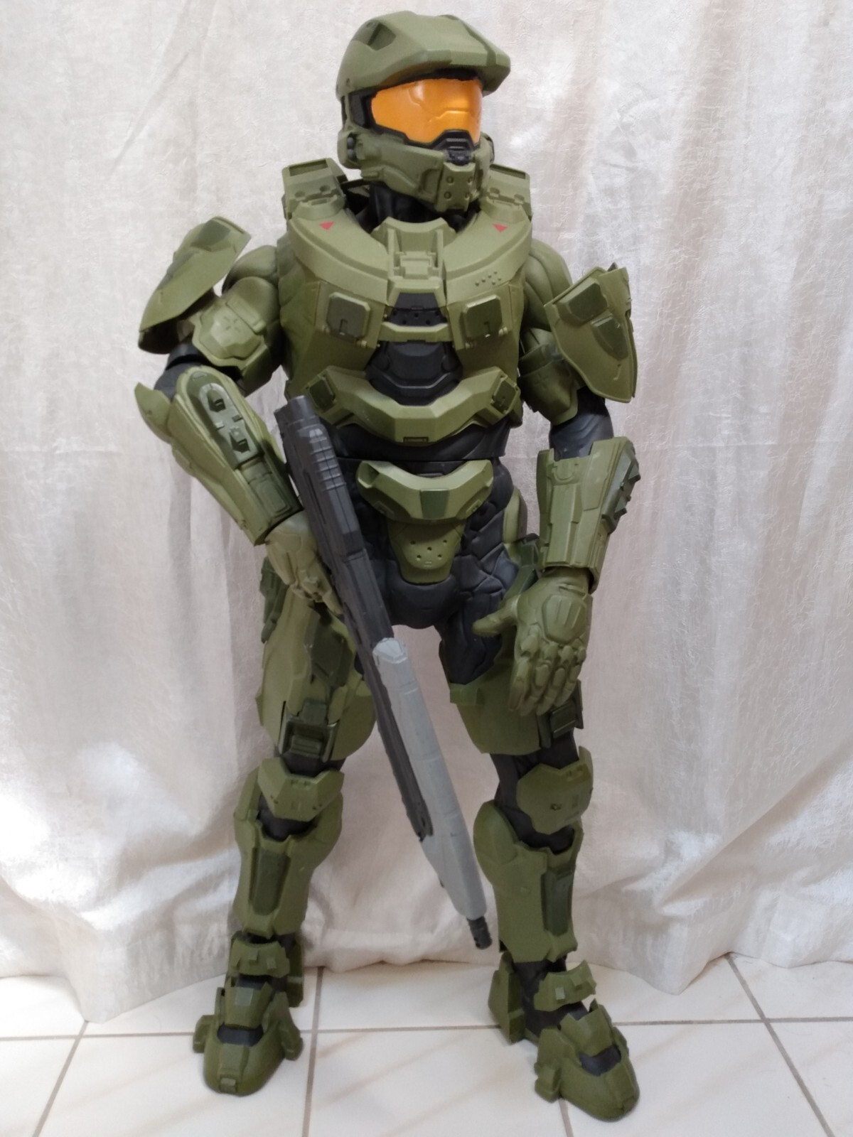 31 Inch MASTER CHIEF Rare 2015 Halo Action Figure Jakks Pacific Green Black Suit