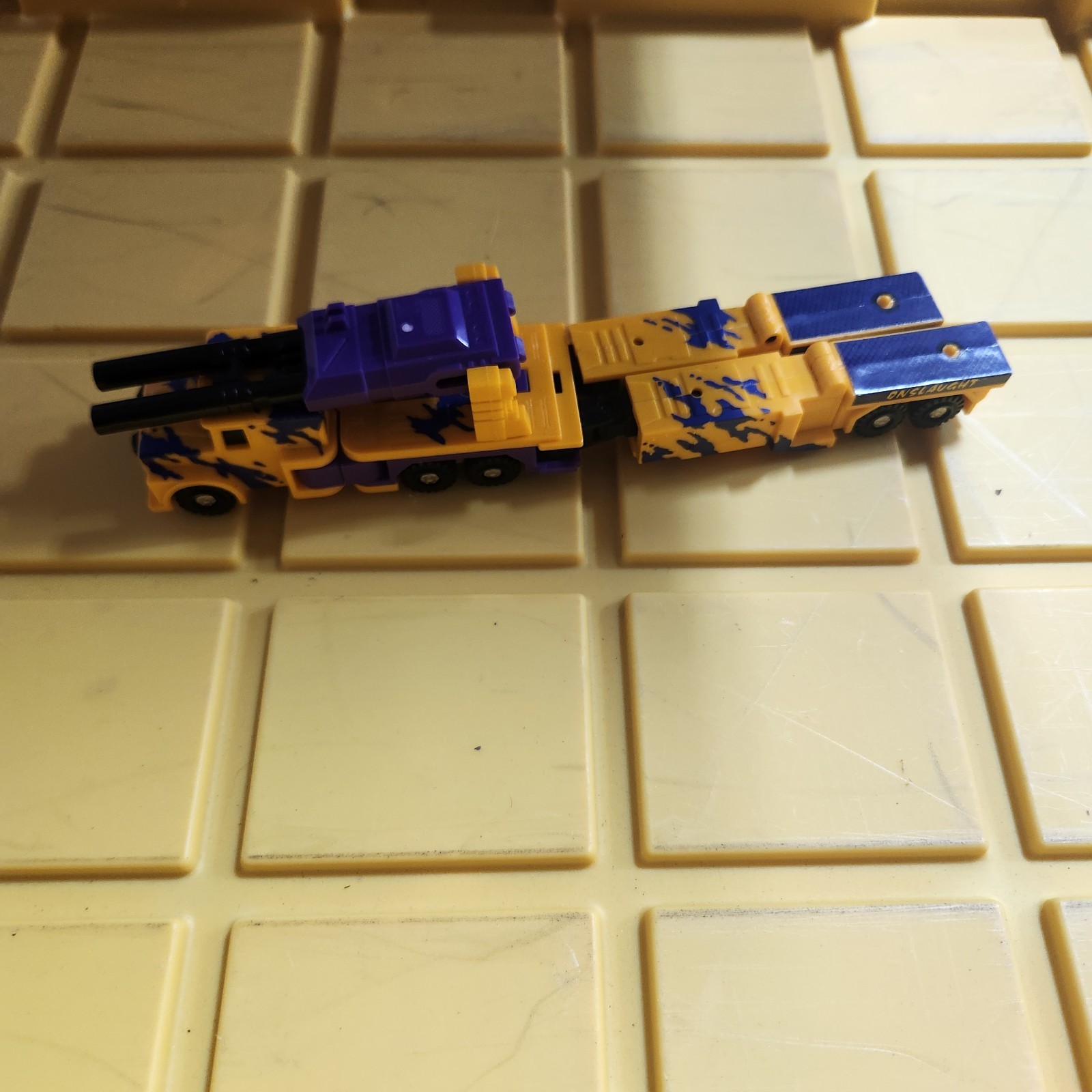 1993 Hasbro Transformers Onslaught G2 Combaticons Figure Bruticus H83