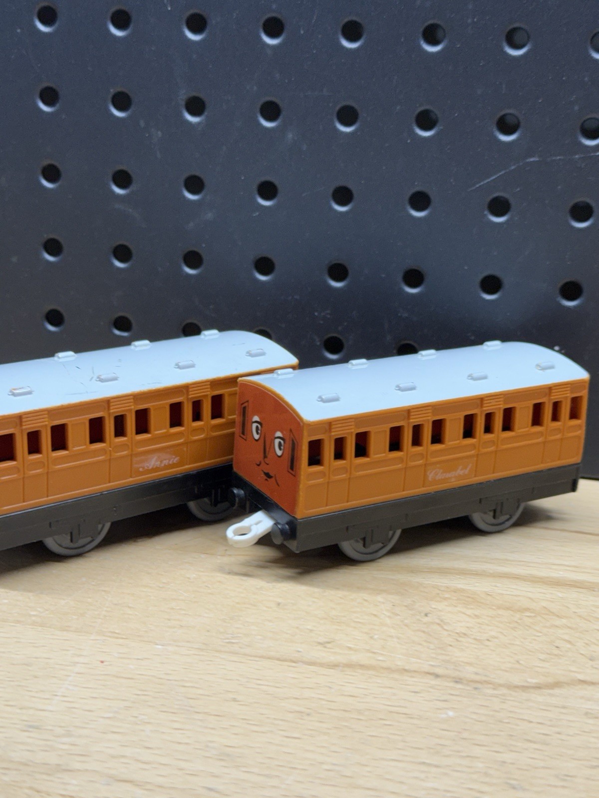 Thomas & Friends Trackmaster Clarabel Annie Lot Passenger Coaches