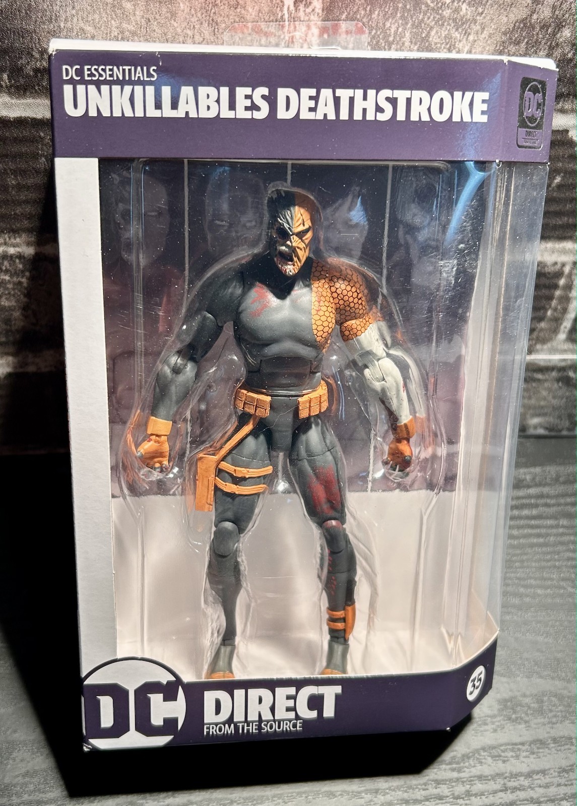 DC Direct DC Essentials Unkillables Deathstoke 6&Prime; Action Figure