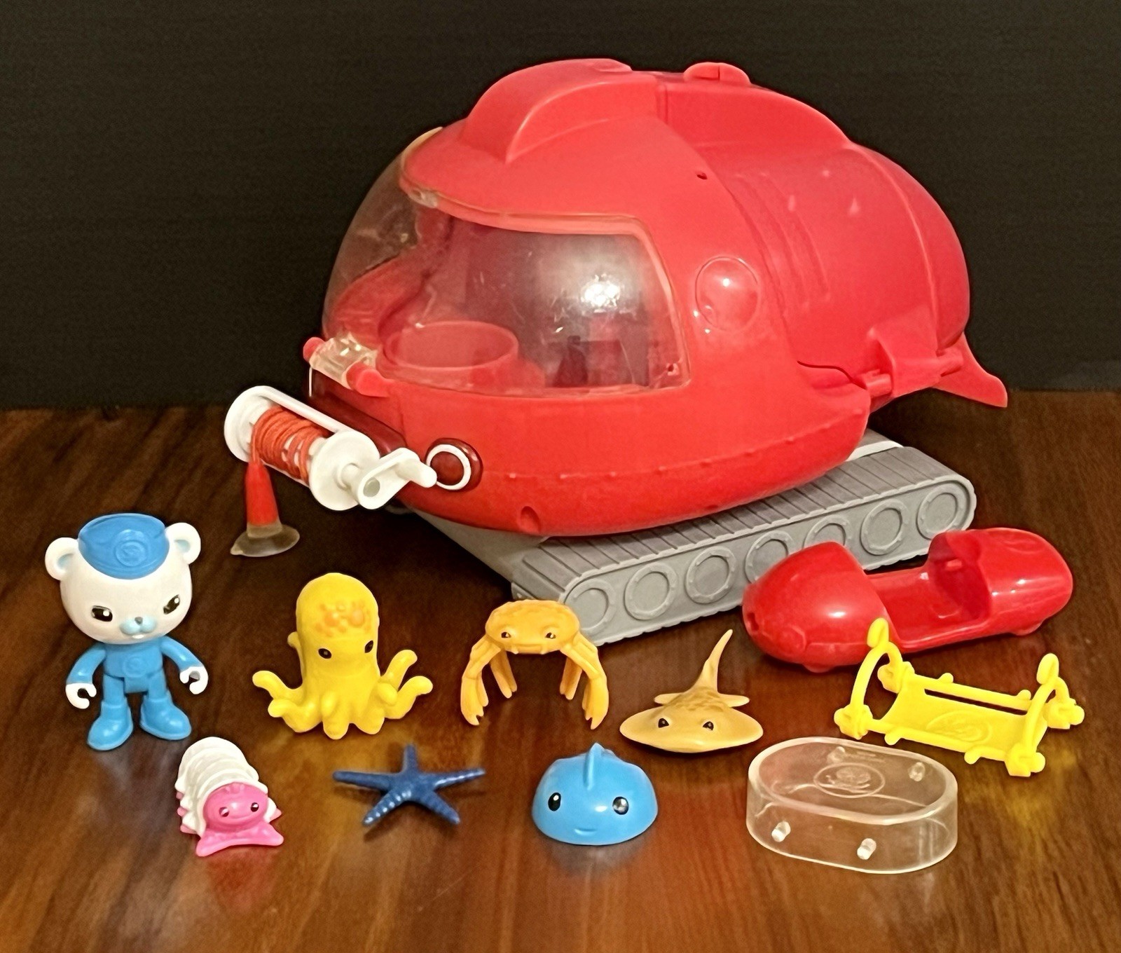 Octonauts Gup-X Rescue Vehicle + Barnacles & Accessories *NON-WORKING SEE NOTES*