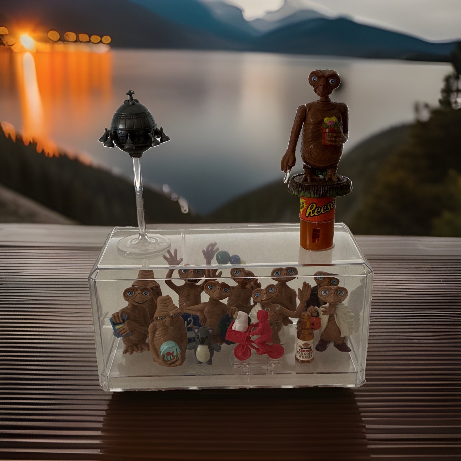 E.T. the Extra-Terrestrial E.T. Figure Set Lot w/ Accessories (Bicycle, Jar)