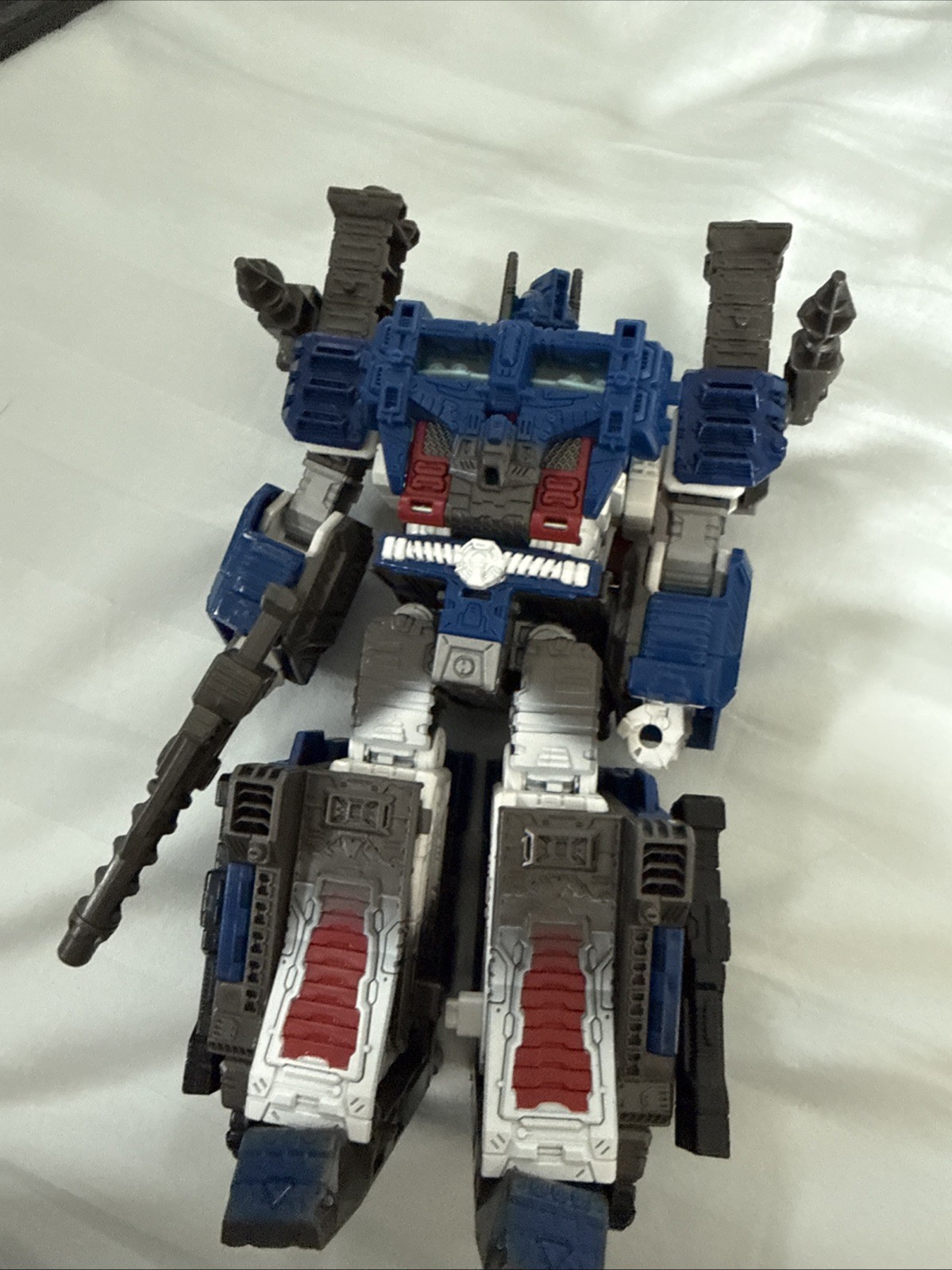 Transformer WFC War For Cybertron Ultra Magnus