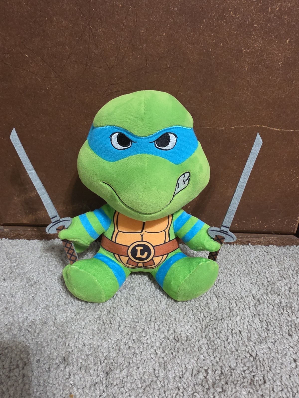 Nickelodeon teenage mutant ninja turtles leonardo plush 8&Prime; With Katana