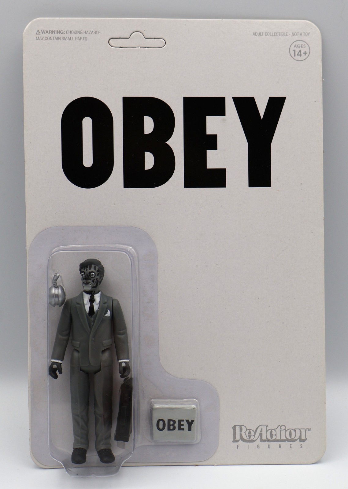 Male Ghoul Alien OBEY Black & White THEY LIVE 1989 3 3/4&Prime; ReAction Figure Super7