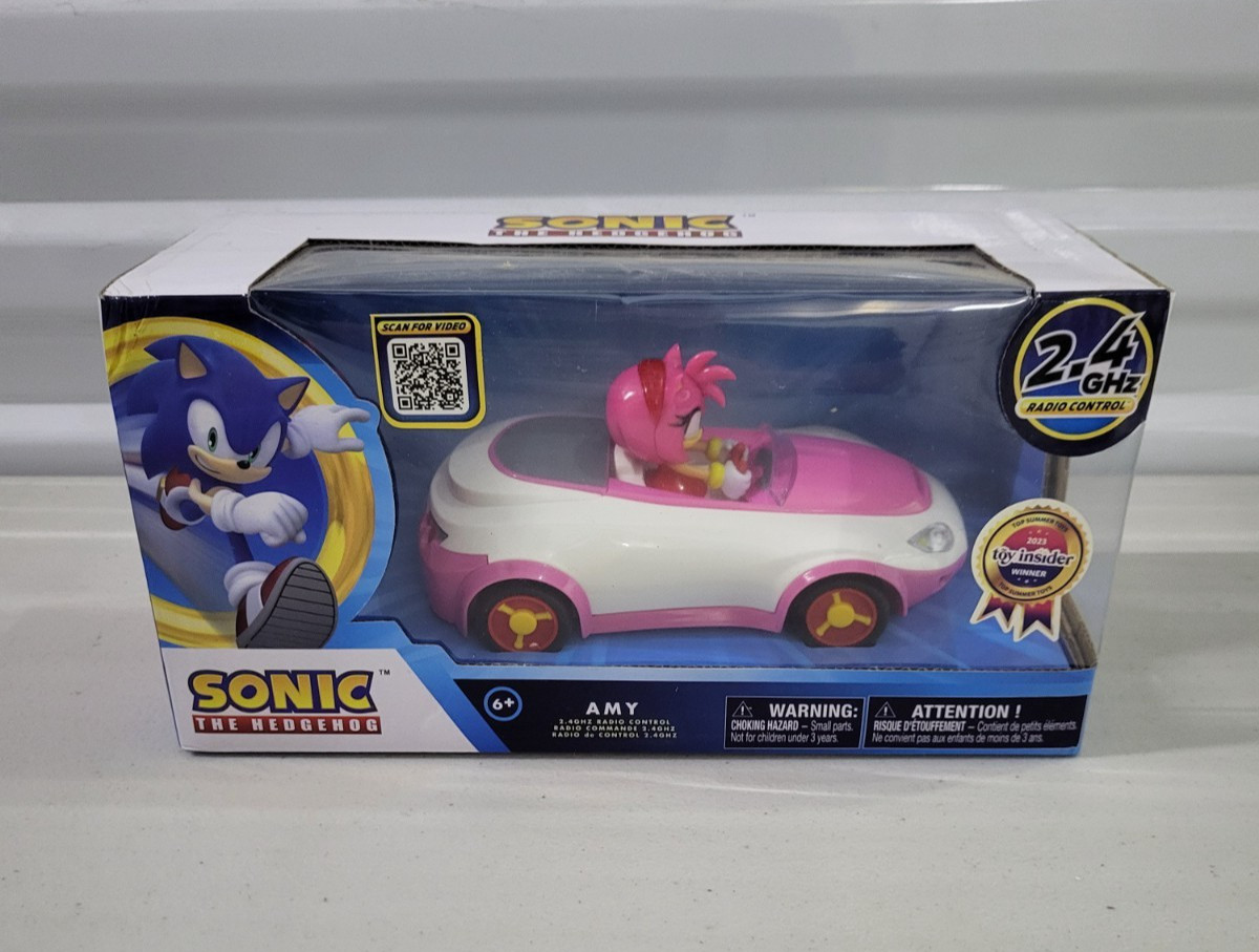 Amy 2.4GHZ Car Racing Pink SONICE THE HEDGEHOG Radio Control RC NEW MIB