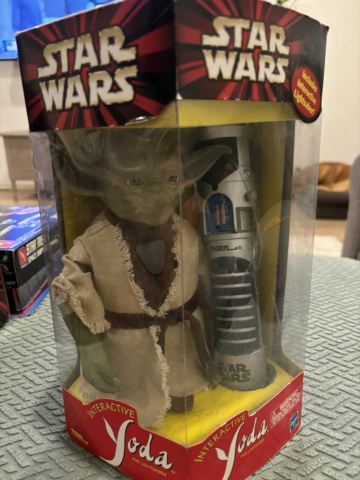 Star Wars TPM Interactive Yoda talking 2000 MIB Tiger talking w lightsaber 224