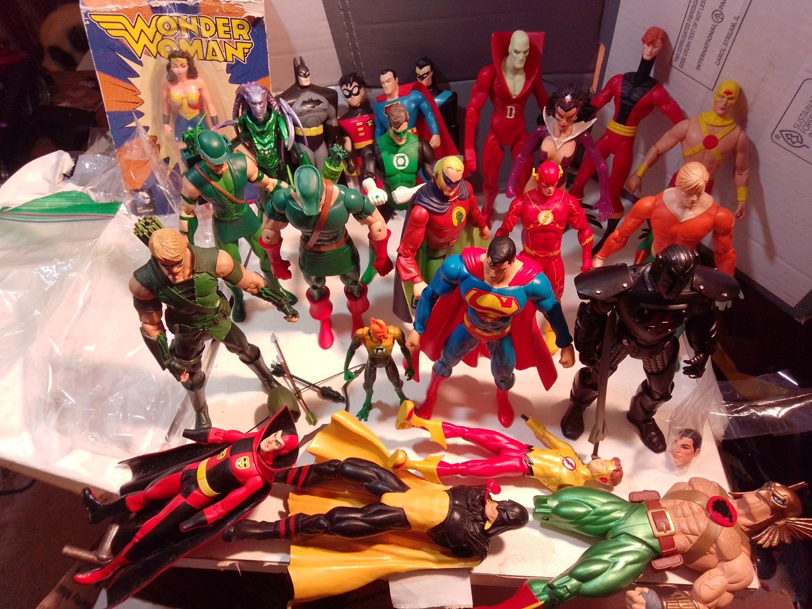 DC Direct lot (Some Fodder)- LANTERN FLASH SUPERMAN GREEN ARROW ++++