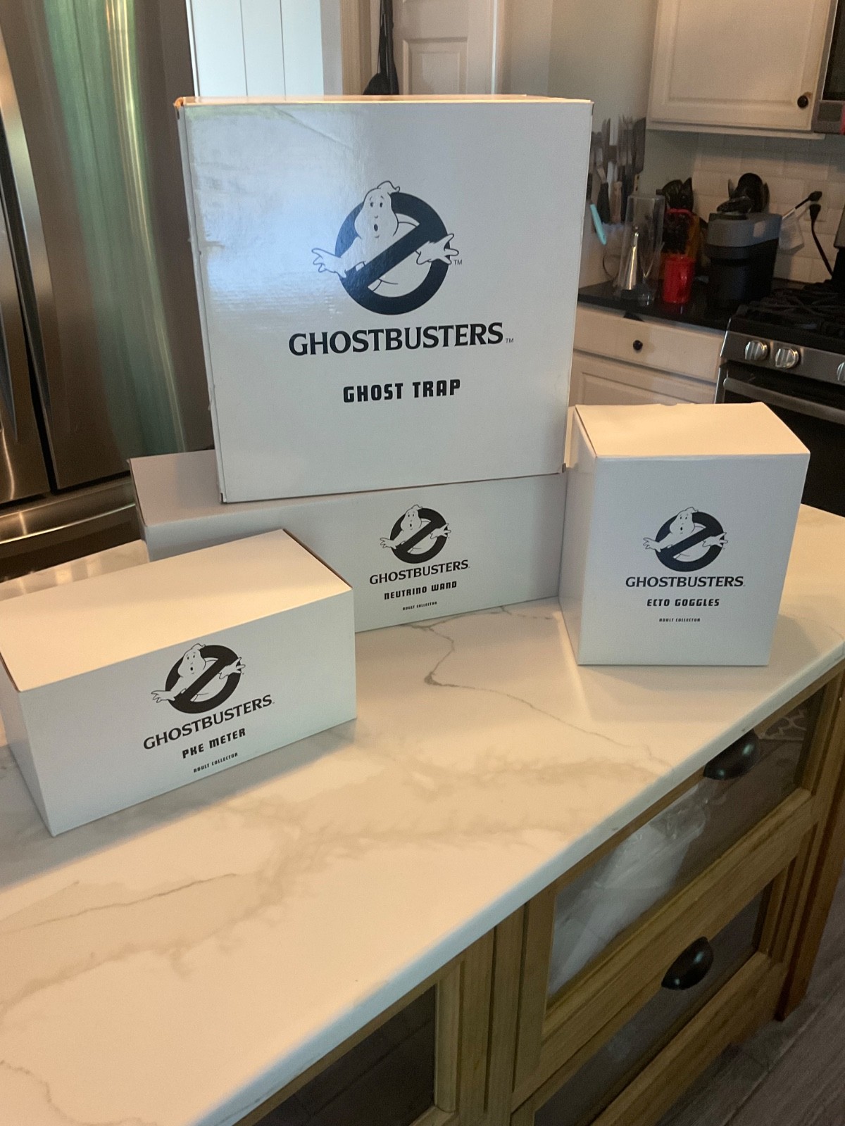 Matty Collector Ghostbusters Proton wand, PKE Meter, Ghost Trap, Ecto Goggles