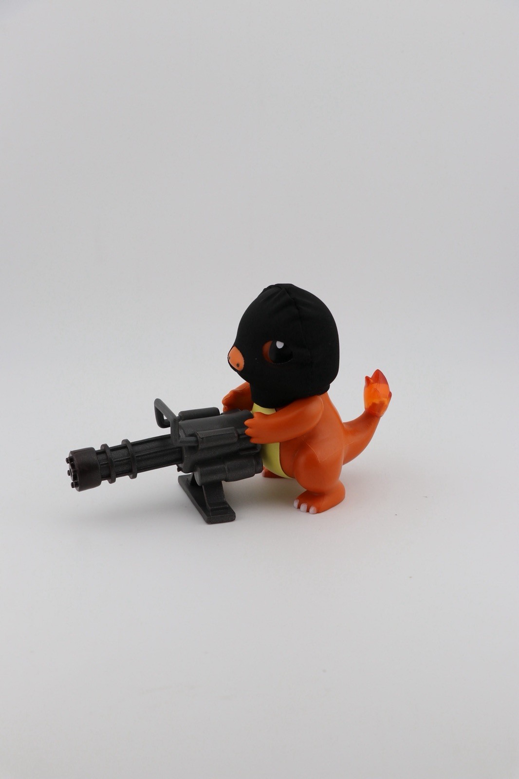 Pokemon Gatling Gun Action Figure Military charizard Collectible Toy 9cm