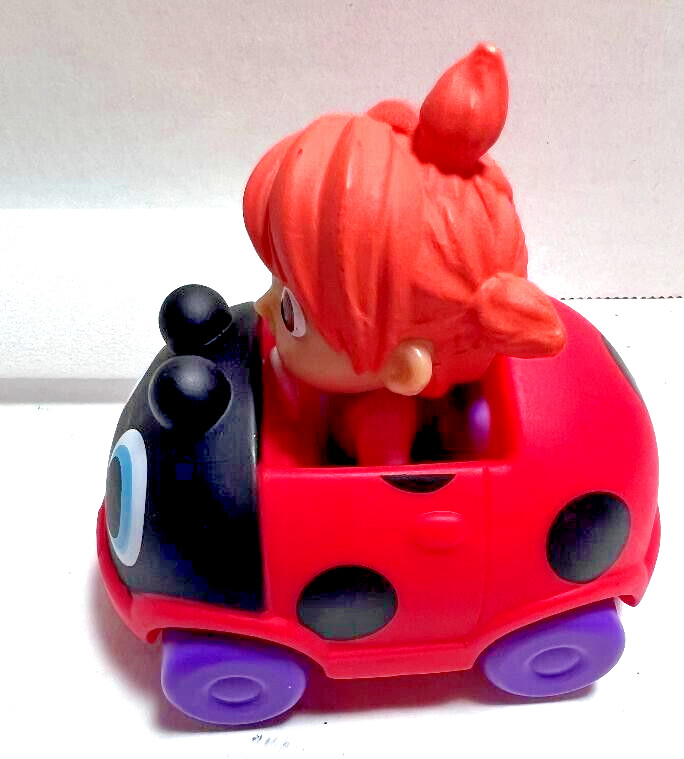 Cocomelon – Mini vehicles-Yoyo Ladybug Car Purple Wheels