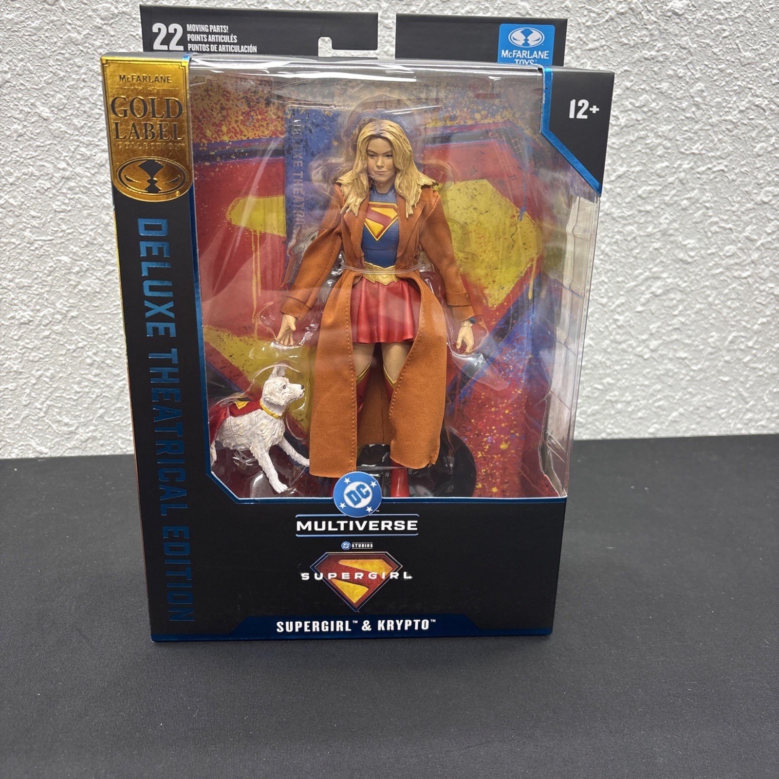 Mcfarlane-Supergirl-Gold Label – Theatrical Version – Supergirl & Krypto In Hand