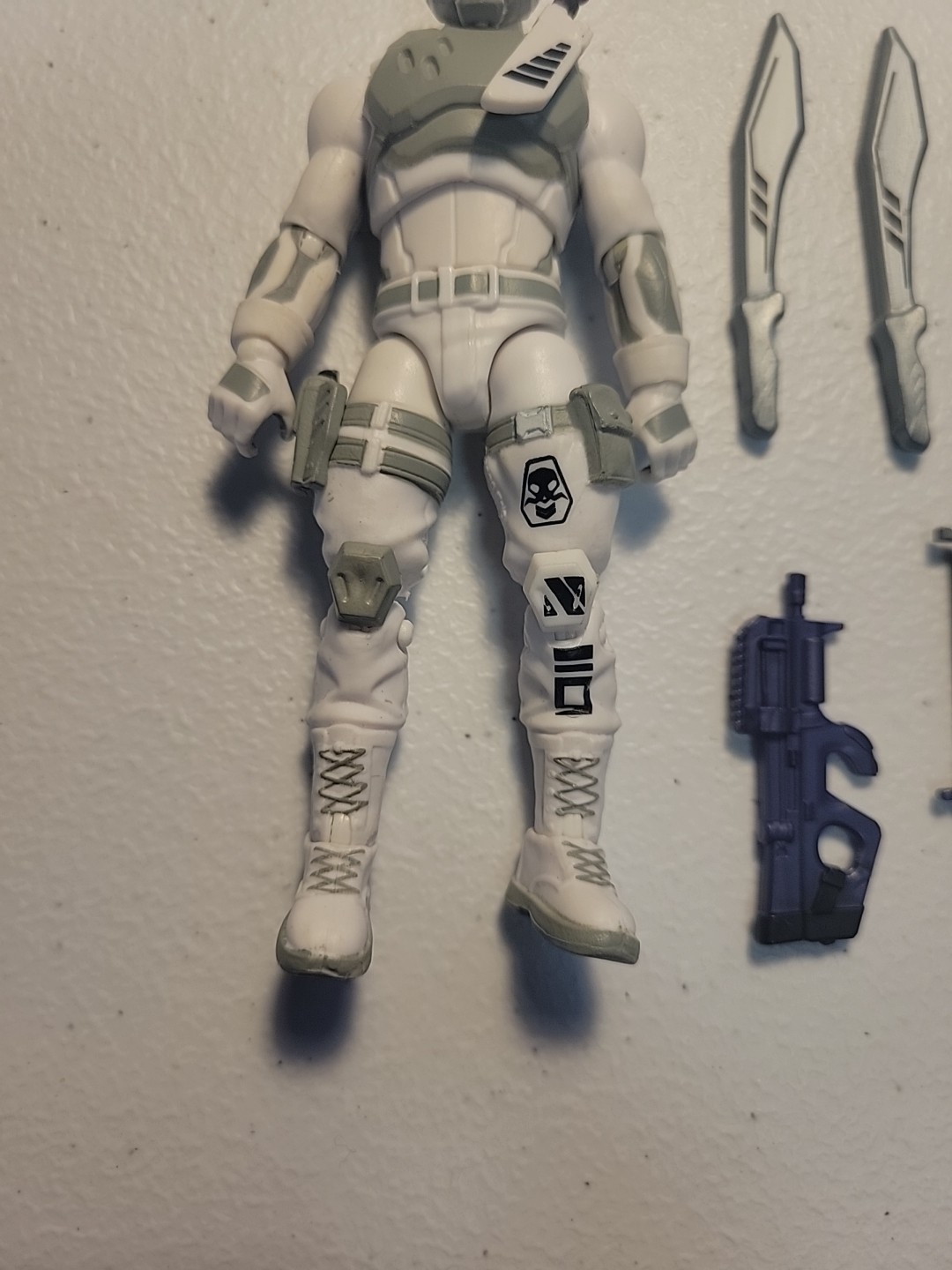 Fortnite 4&Prime; Scratch action figure with accessories