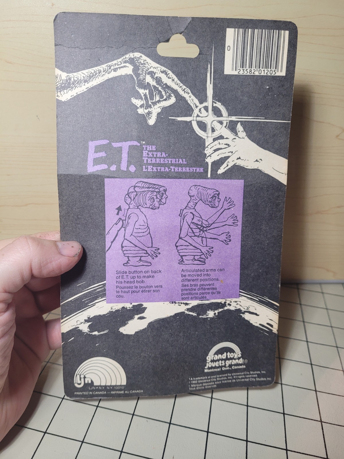 1982 E.T. « The Extra-Terrestrial » Figurine Action Figure ET (NEW IN PACKAGE)