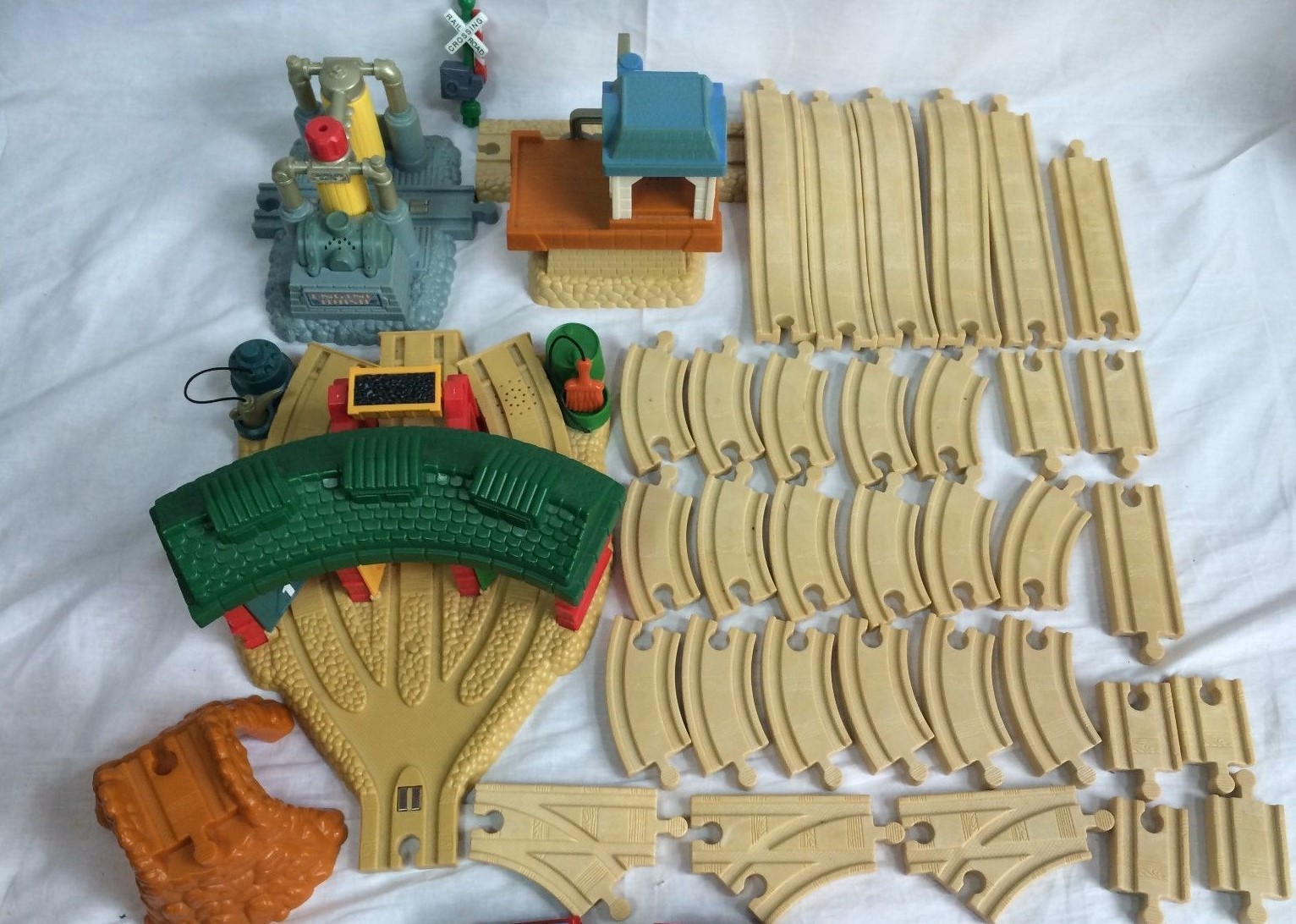 Lot Of 67 PCS Large Thomas & Friends The Tank Take Along Diecast Train Tracks