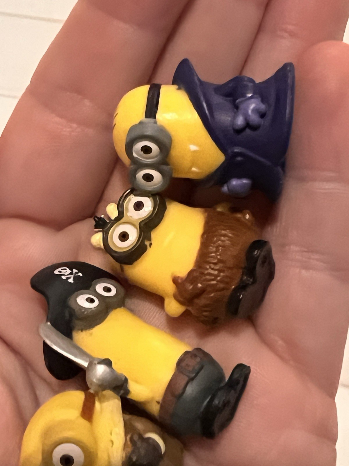 Despicable Me Minion Mini Tiny Figures Lot Of 8 Thinkway Toys 1” Vive Le Pirate