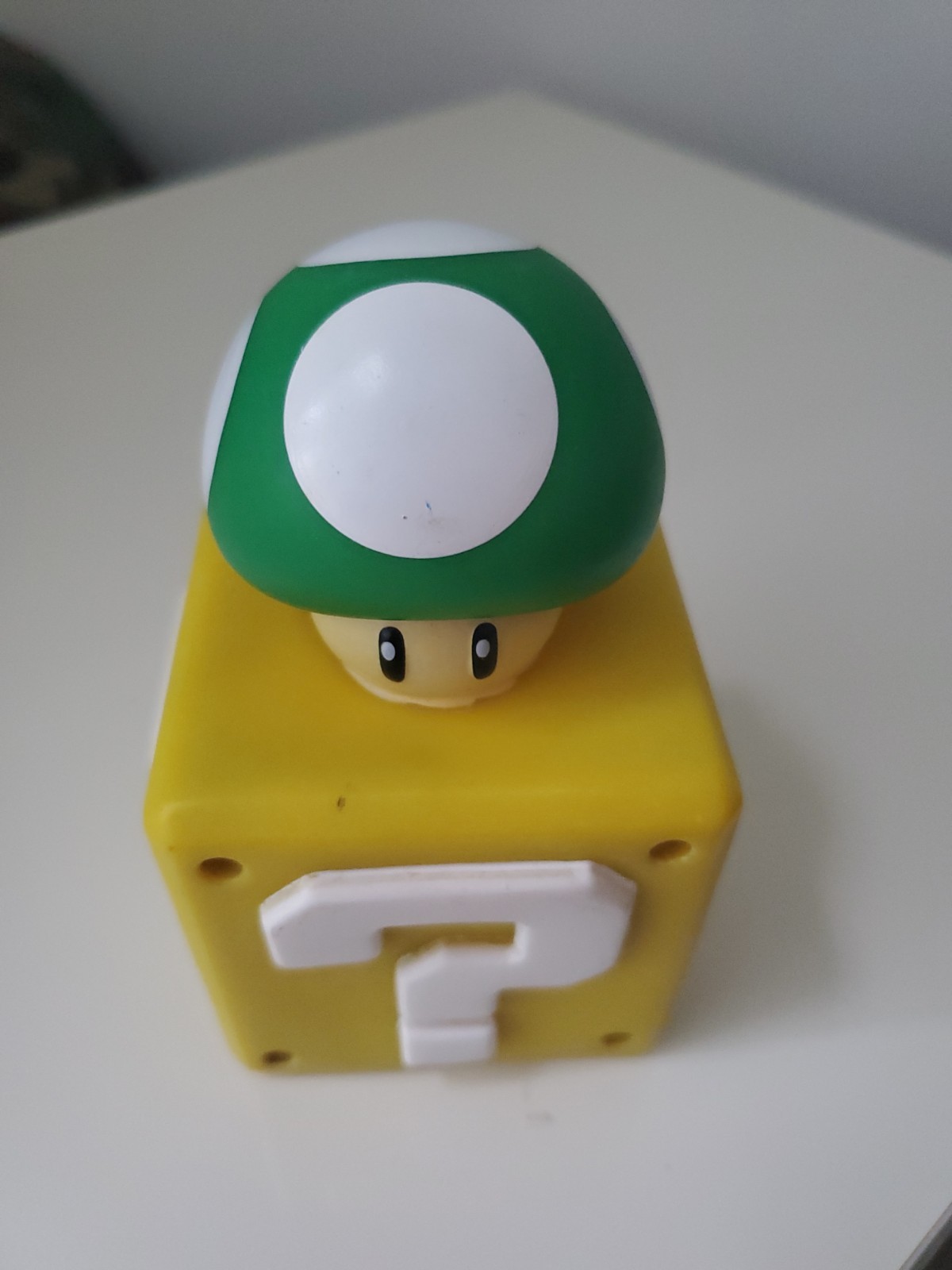 Super Mario 1UP Mushroom Coin Block 2017 5” Vinyl Figure