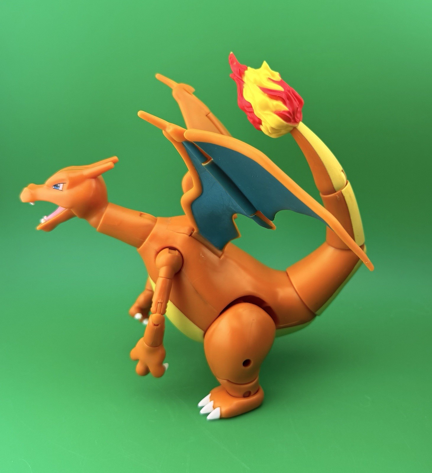Pokemon SELECT Charizard 6&Prime; Super Articulated Action Figure 2021 Jazwares