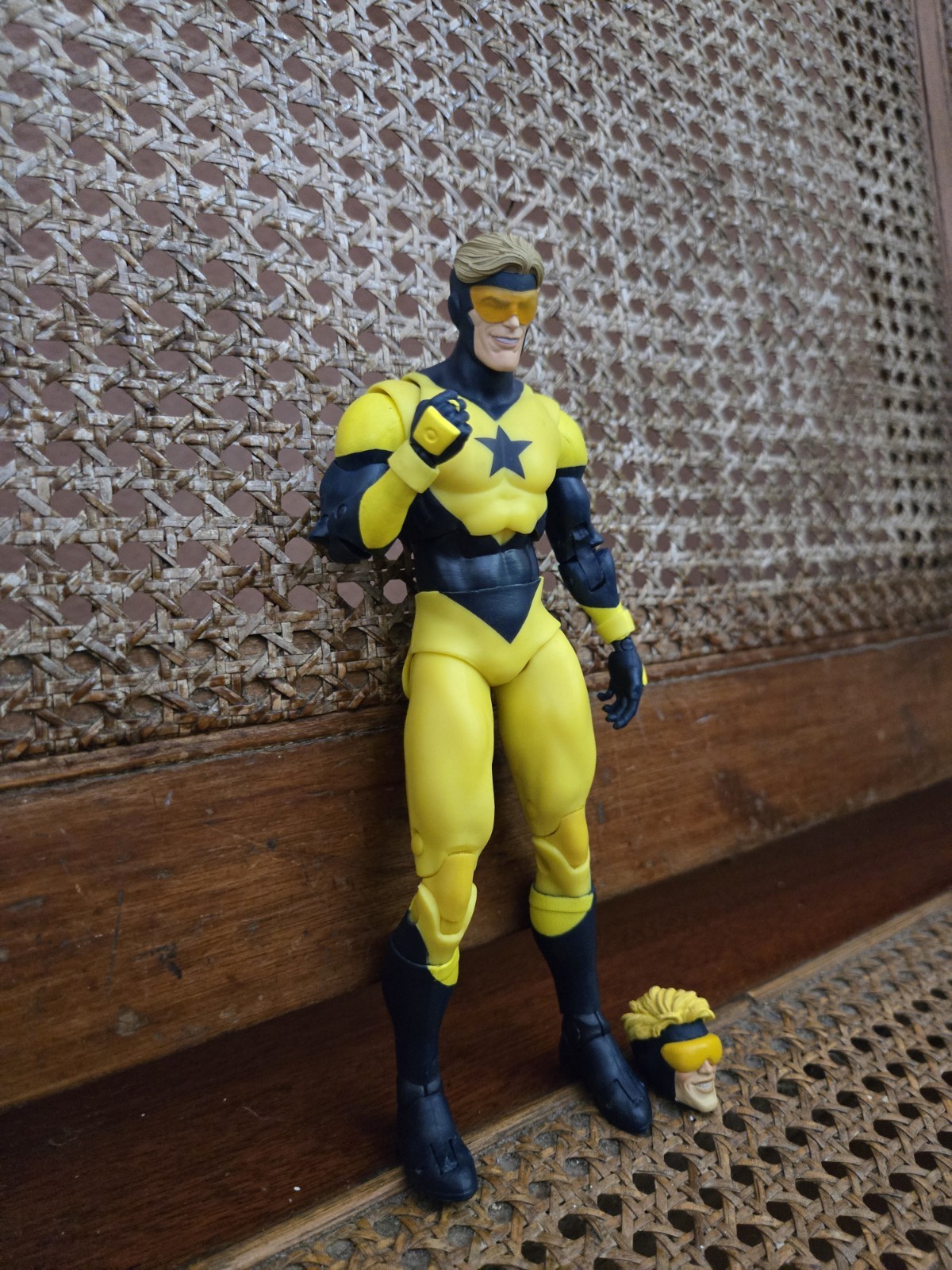Mcfarlane Booster Gold 2 Pack Custom Headsculpt Figure