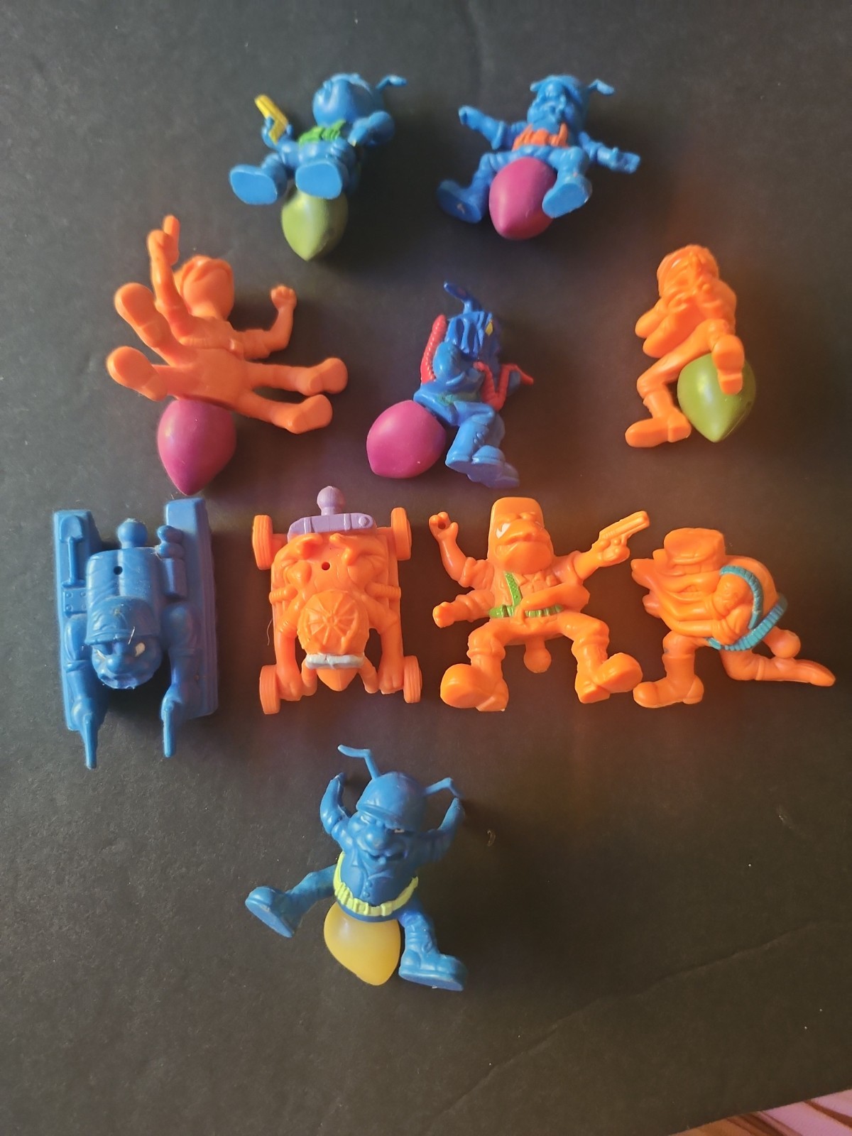Hasbro Army Ants Vintage 1987 Lot (5) Blue (5) Orange