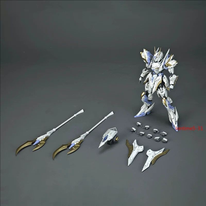 Round Table Knights Divine Invoker Percival SC-009 1/144 Scale Plastic Model Kit