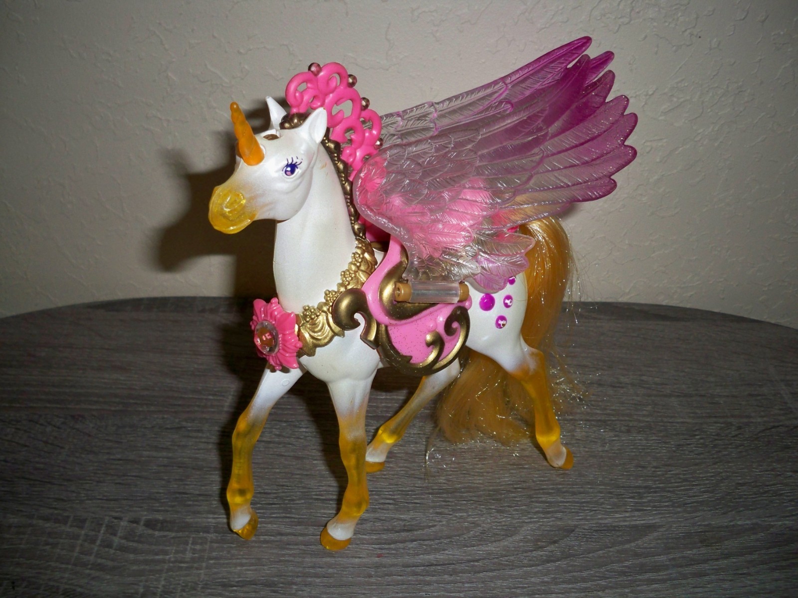 Vtg Princess Gwenevere Jewel Riders Sunstar Unicorn with Saddle Wings &rsquo;95 Deluxe