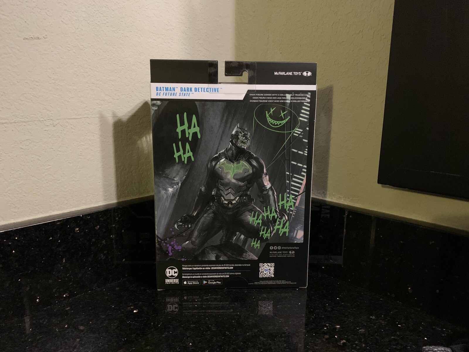 McFarlane DC Multiverse Batman Dark Detective Jokerized Gold Label Brand New