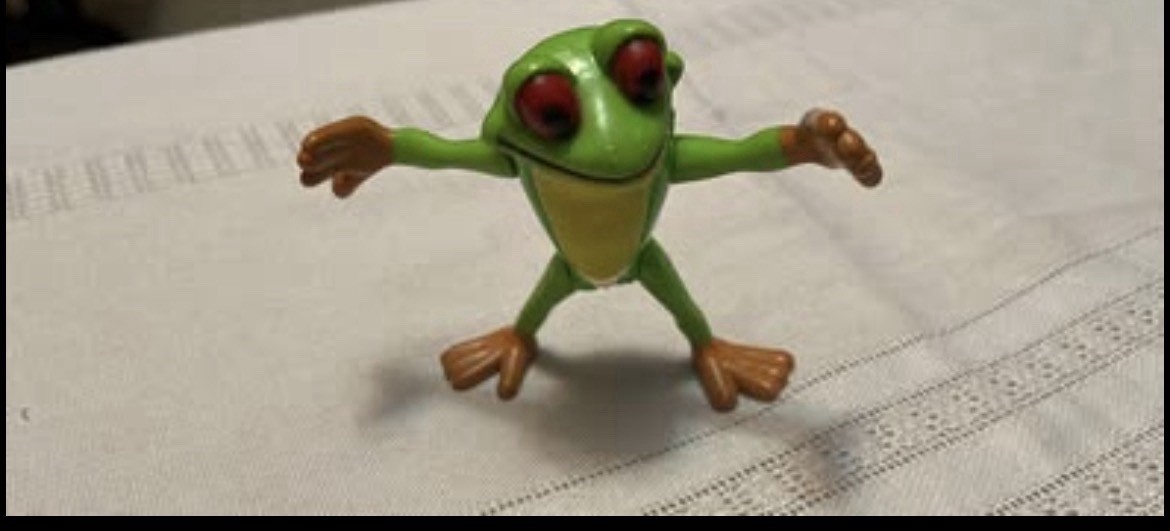 Vintage 2000 Rainforest Cafe Cha Cha Frog Jointed Action Figure Toy RFC BPA Free