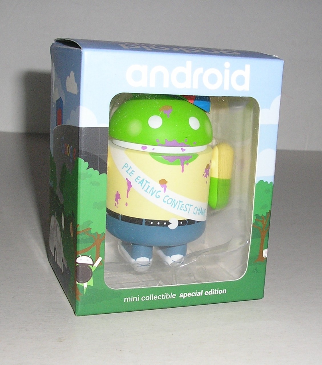 Google Android TECH INTERN 2018 Special Edition Mini Collectible Figure (New)