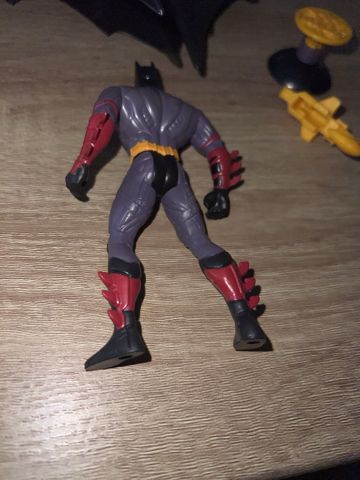 BATMAN FOREVER DELUXE ATTACK WING BATMAN POWER FLEX ATTACK CAPE 1995