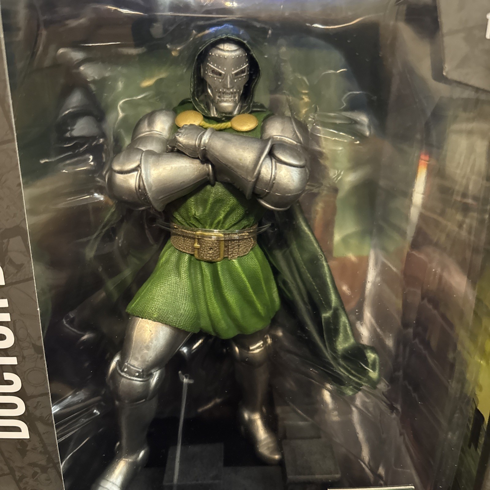 DOCTOR DOOM Variant Wave 8 (2 Pc Set) McFarlane Marvel Legends Statue Lot New