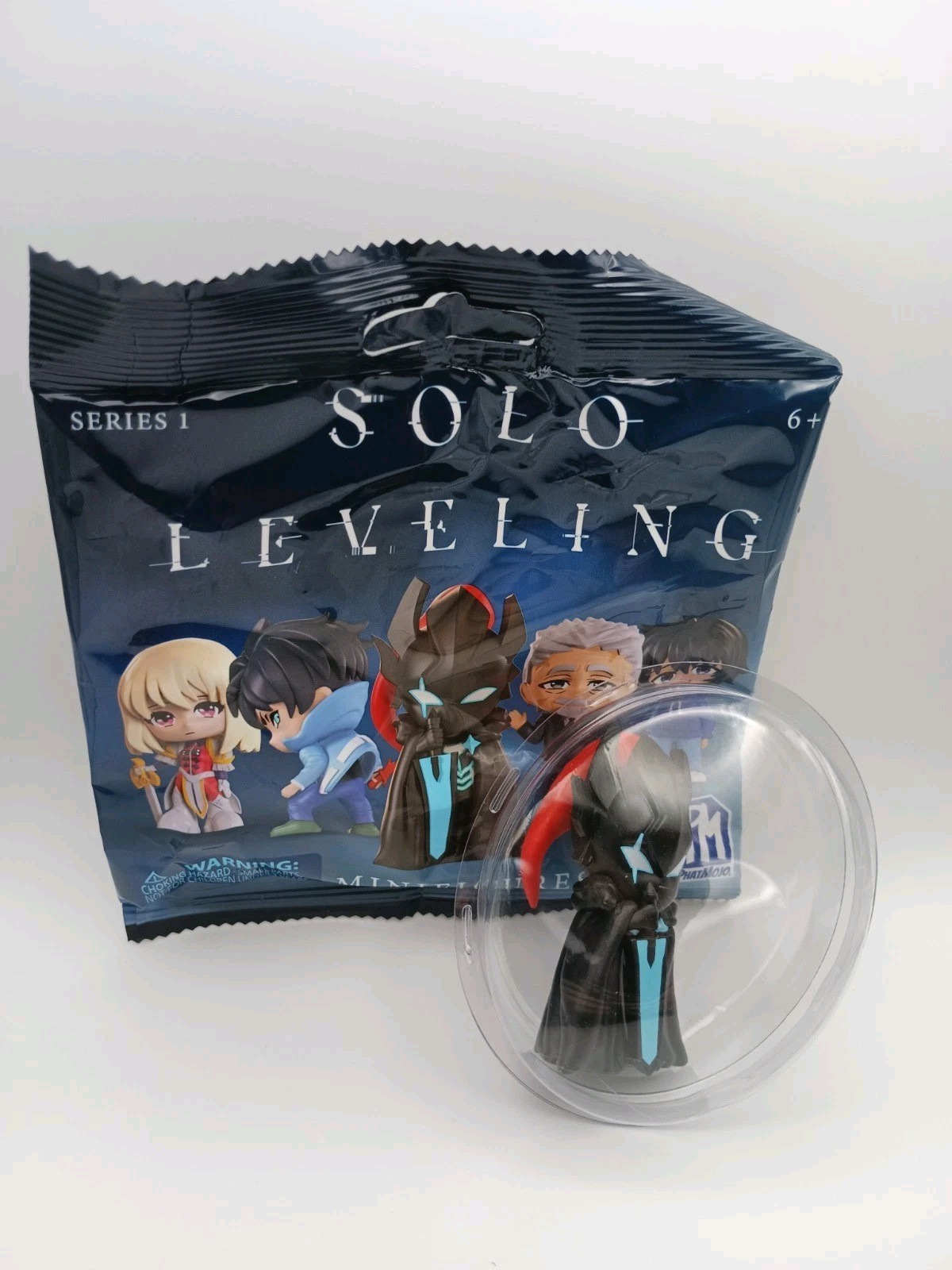 PhatMojo Solo Leveling Blind Bag Series 1 – Igris Blue Sword Mini Figure – New