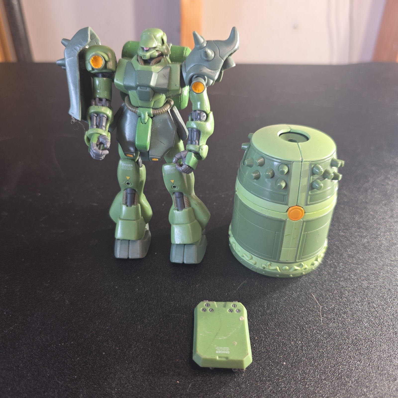 MSIA Char&rsquo;s Counter Attack  » AMS-119 Geara Doga  » Figure BANDAI 2001 Incomplete