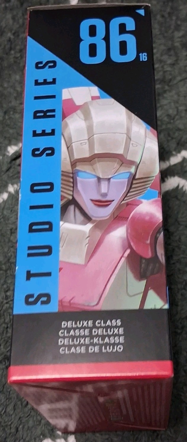Hasbro Transformers Studio Series 86 Arcee Action Figure