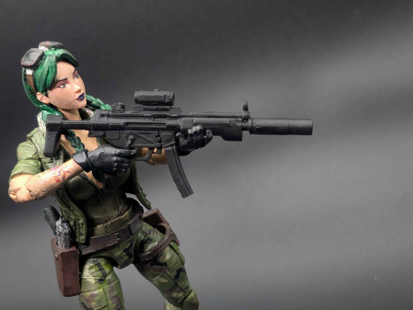 1/12 scale 3D printed supressed MP5N for classified valaverse marvel legends