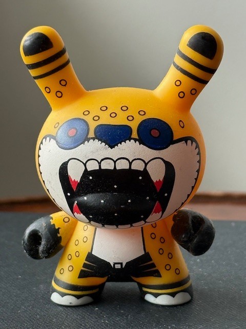Kidrobot Dunny Azteca Series 1 N.A.H.U.A.L. Jaguar 3&Prime; Vinyl Figure Nahual 2007