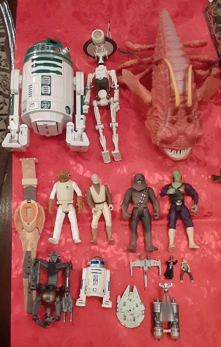 Star Wars Lot Of 15 Large, Regular, And Micros Action Figures R2-D2 Chewbacca