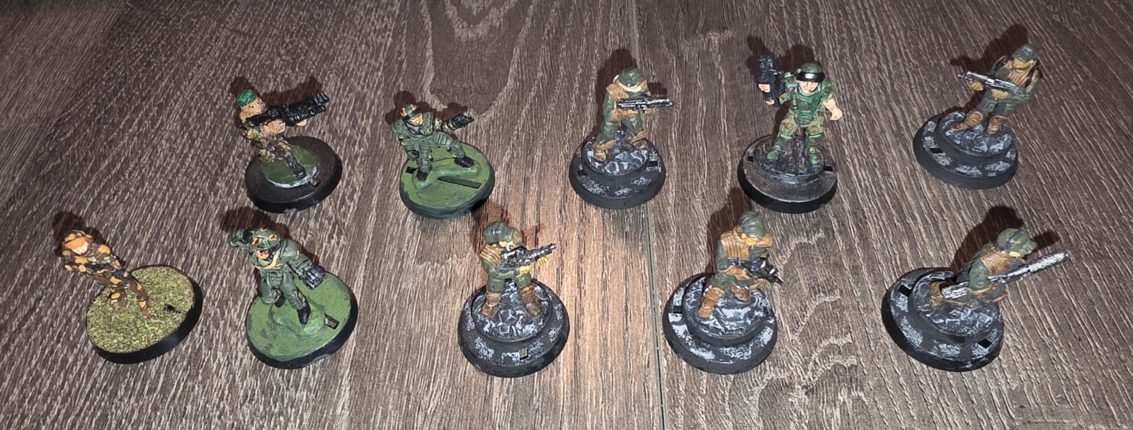 25mm Military Science Fiction Metal Miniature Lot Of 10 Pro-Painted