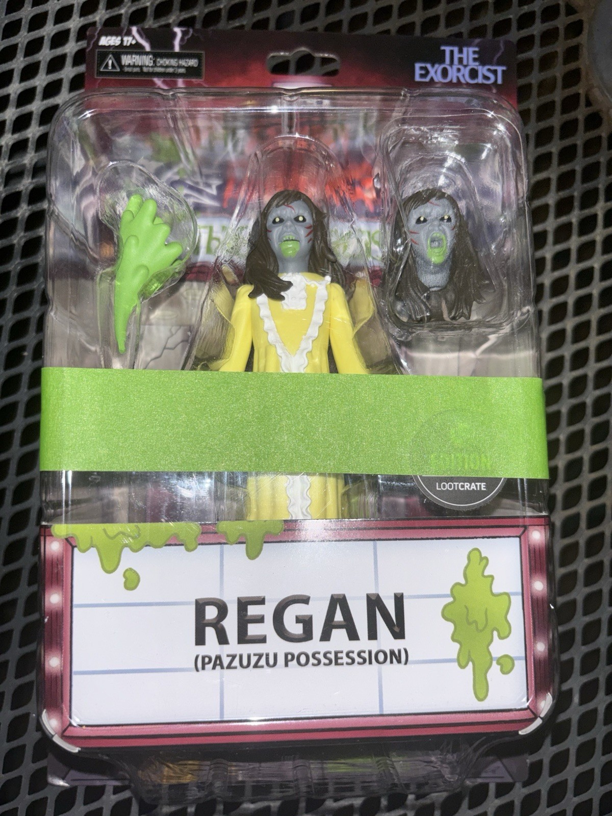 TOONY TERRORS Exorcist REGAN Pazuzu Possession Edition 6&Prime; Figure LOOTCRATE NECA