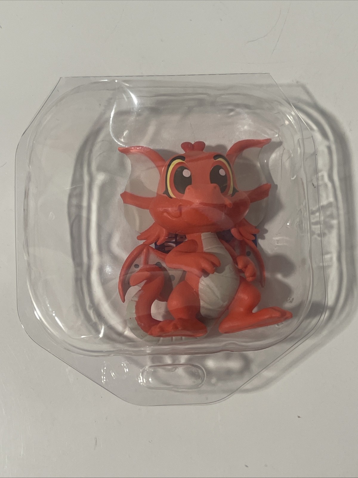 NEOPETS Minifigure Mystery Pack Figure – Scorchio With Code