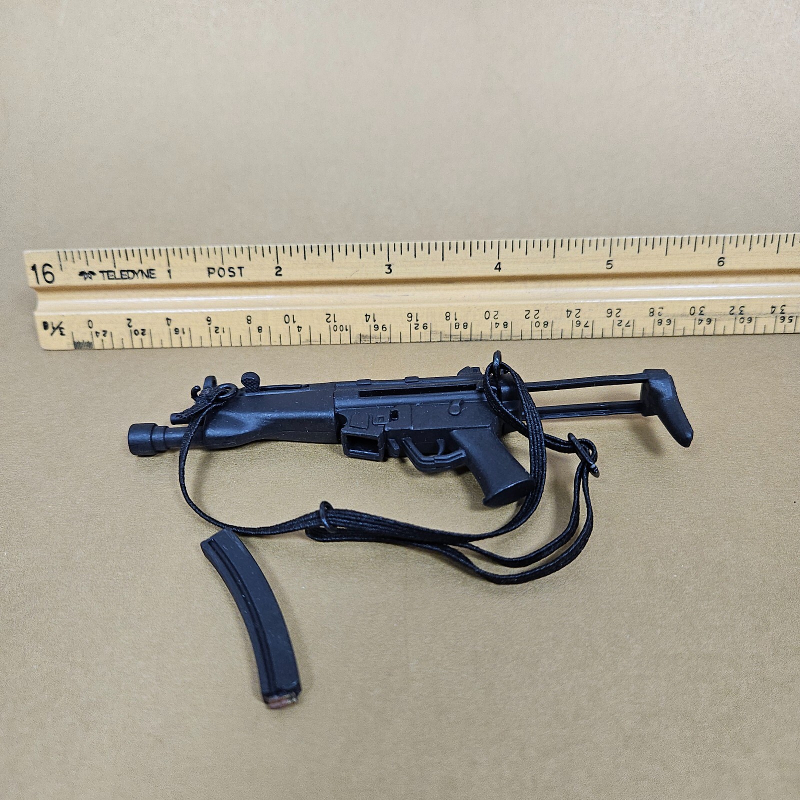 Gi joe Thompson Sten Grease machine guns For 12&Prime; Figure lot of 5 1:6 Plastic