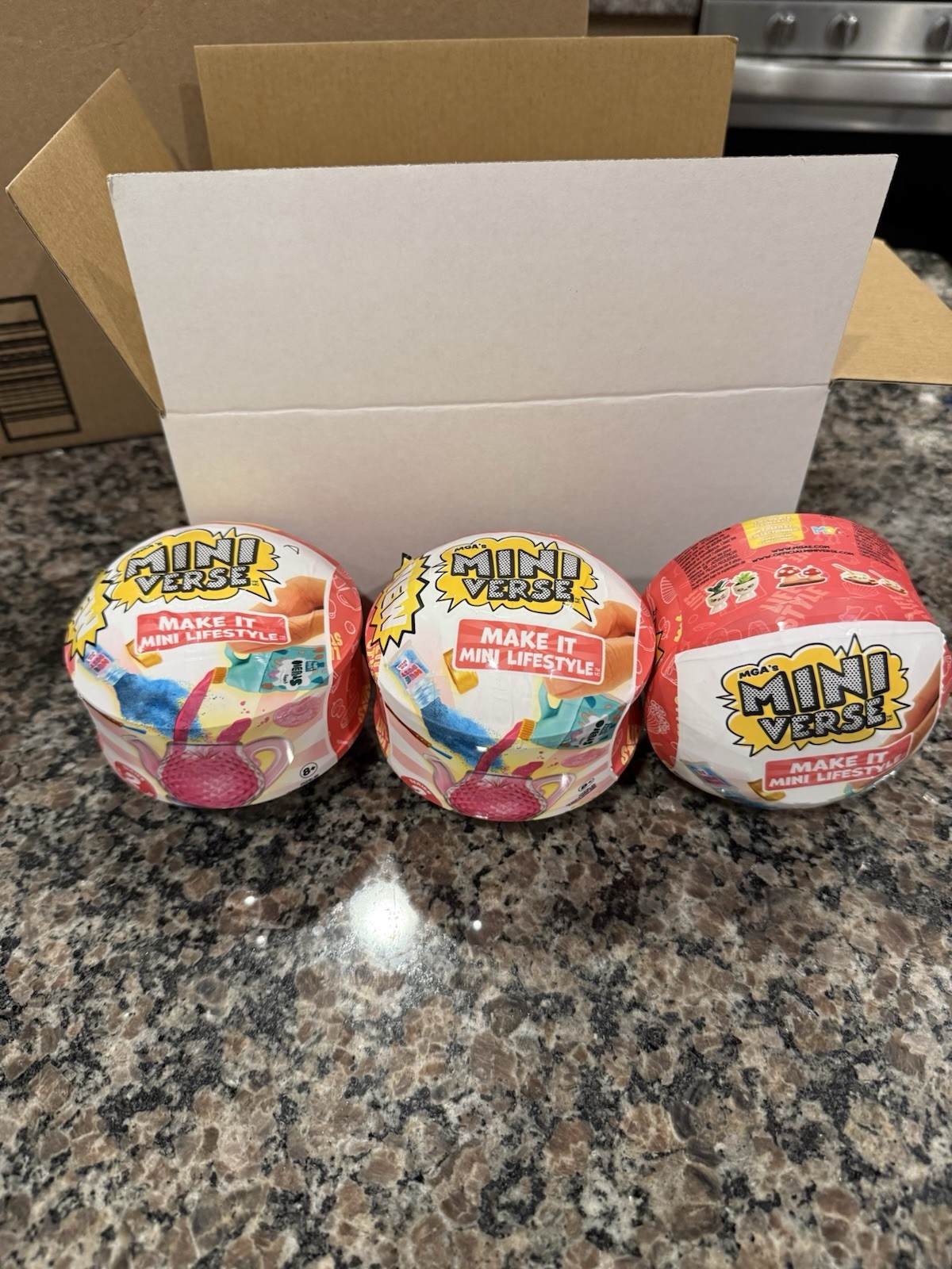 MiniVerse Make It Mini Lifestyle – Lot Of 3 New Unopened Balls NEW Series 2