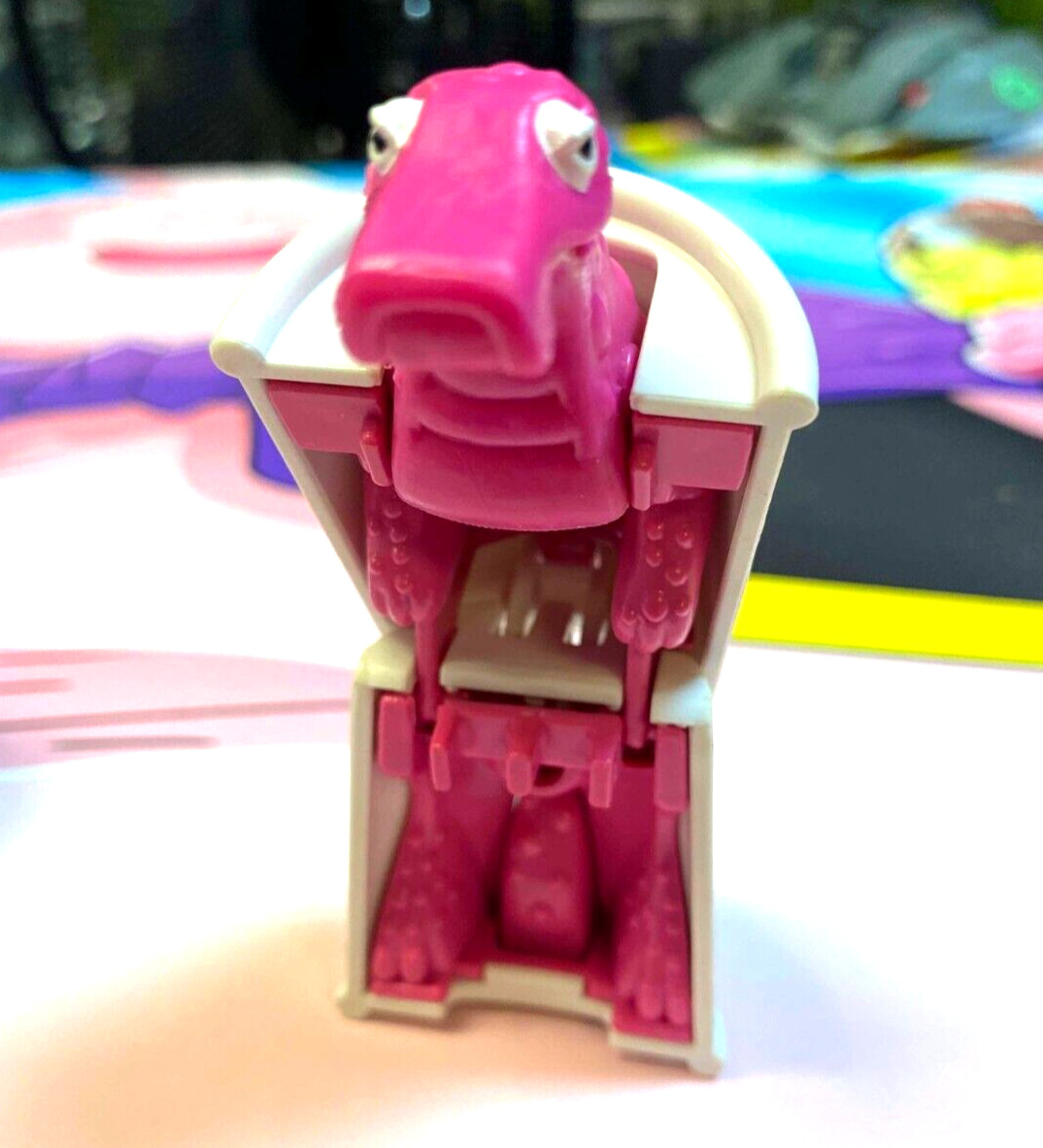 McDonald&rsquo;s 1990 Happy Meal Changeables Toy — Drink Soda Cup Dinosaur HF1-7