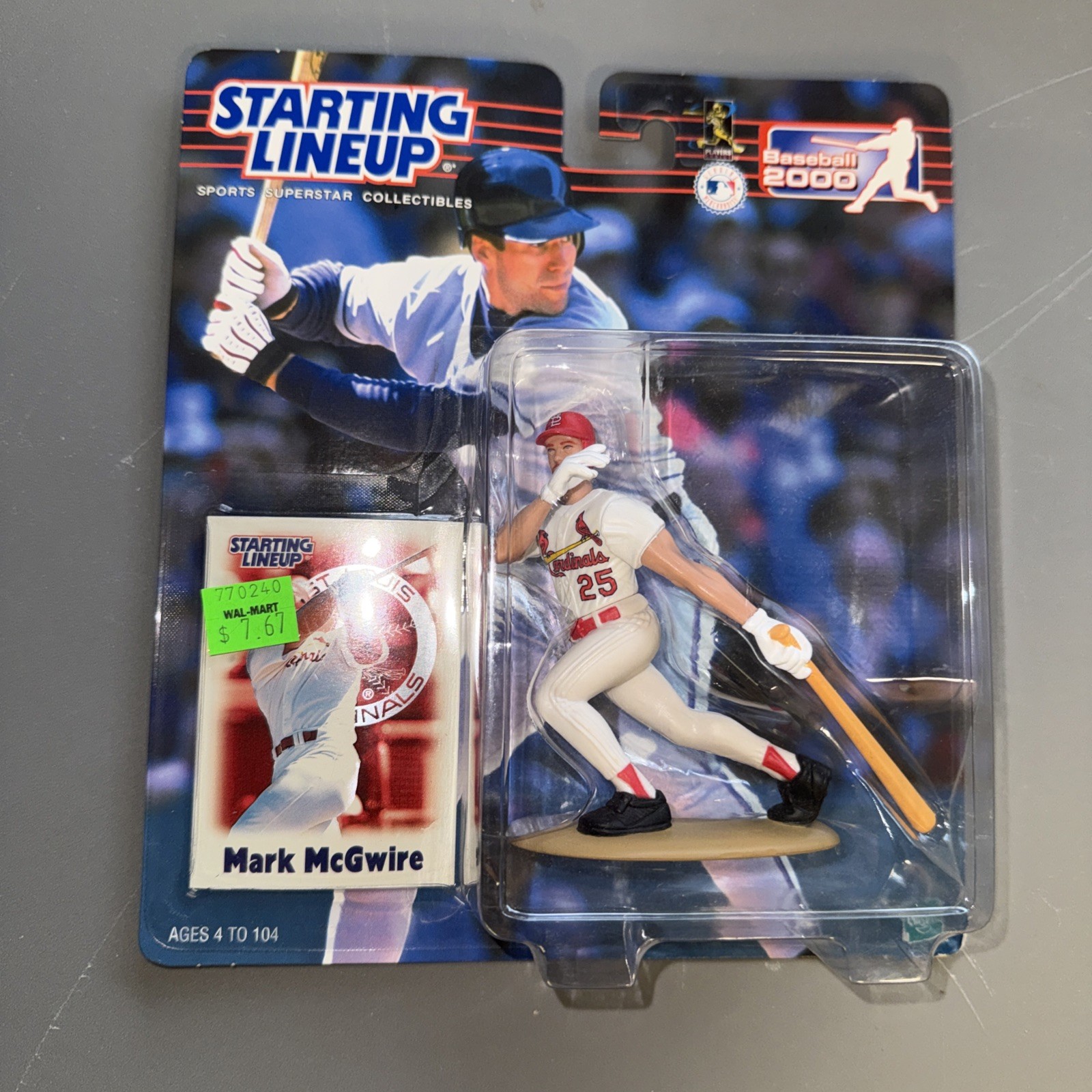 2000 MLB Starting Lineup Mark McGwire St. Louis Cardinals Action Figure W/Card
