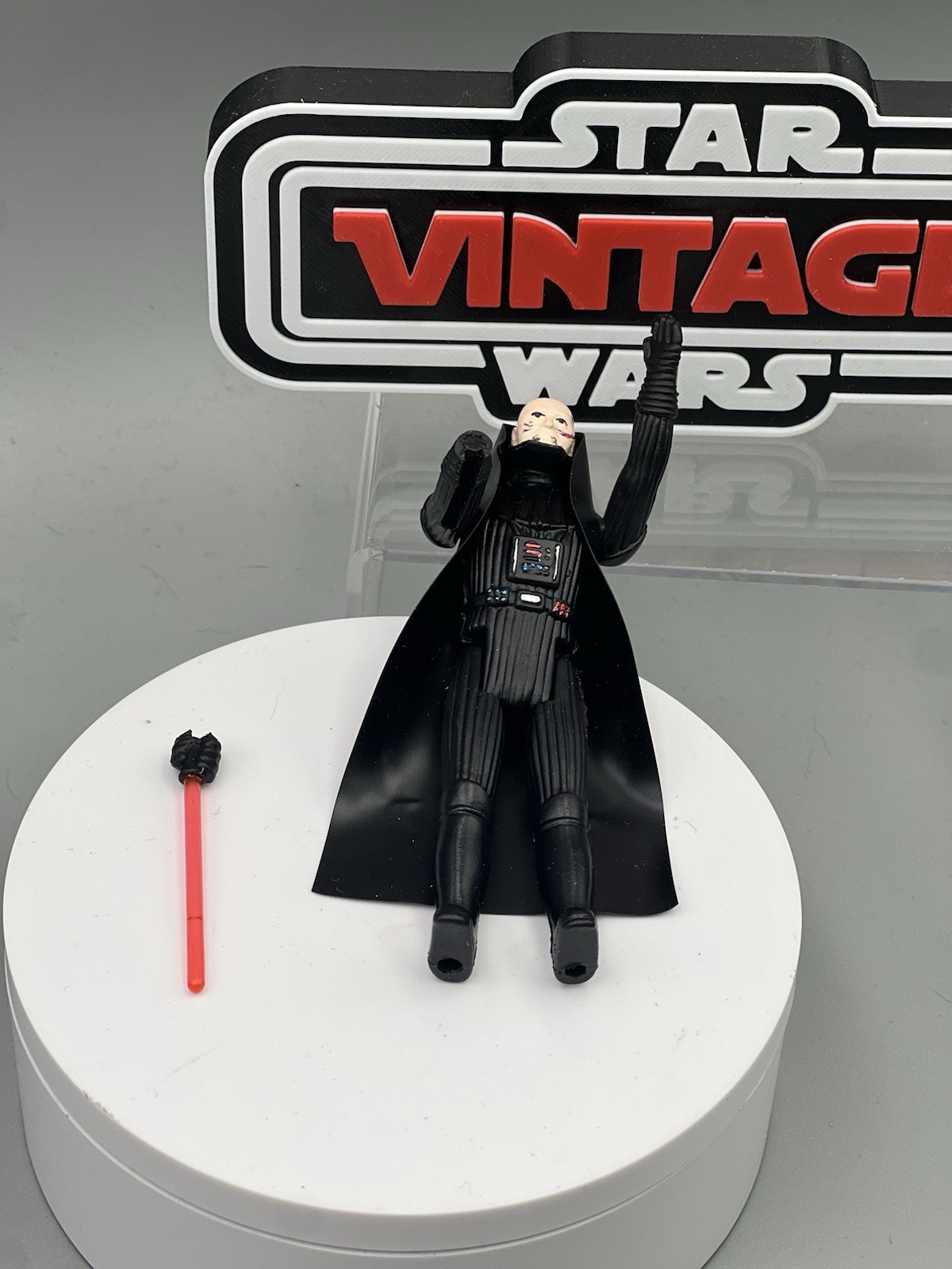 Vintage Custom Star Wars Figure “Deafeated” Darth Vader Removable Hand Kenner