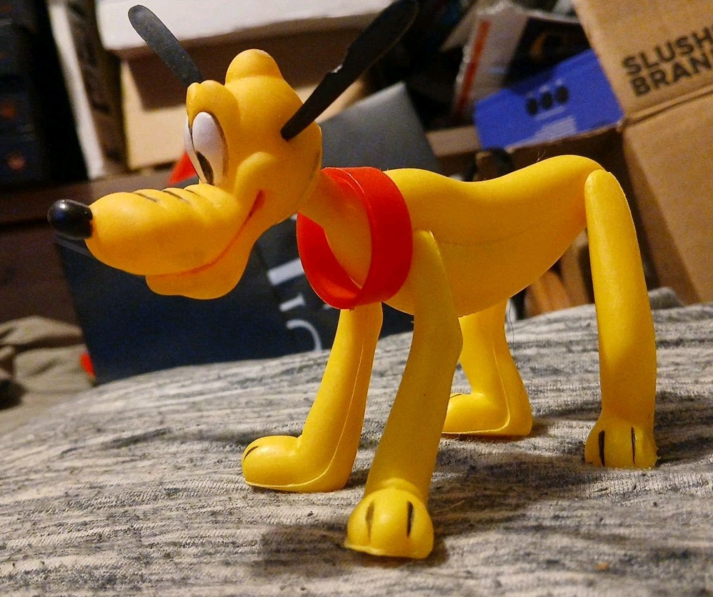Vintage, Walt Disney Productions Pluto 4&Prime; Vinyl Figure 1960s 5&Prime;X4&Prime; Missing Tail